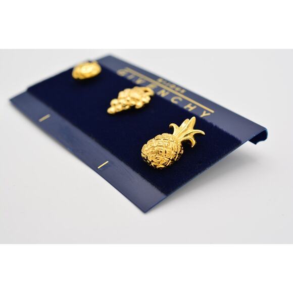 Givenchy Vintage Logo Pin Lapels Tac Set 4G Logo Fruit Grapes Apple Signed BinAJ - Picture 5 of 12